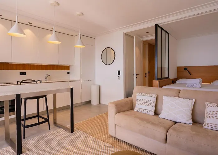 Center Bay Luxueux Appartement Avec Vue Mer 6 Eme Etage